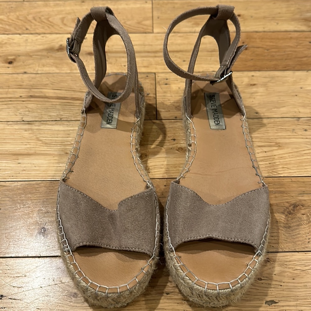 Steve Madden platform sandal
